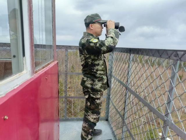 历经8个月，大兴安岭“看火人”终于下塔了！