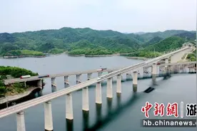 汉十高铁、郑渝高铁首推旅游计次票 一票“打卡”三城图片