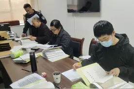 退休次月即可领取待遇 衡阳创新推行准退休人员“提前审档”图片