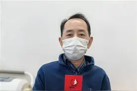 “只要需要，随时叫我！”临床病患急需O型Rh阴性血，一群“熊猫大侠”接力挽袖护航生命图片