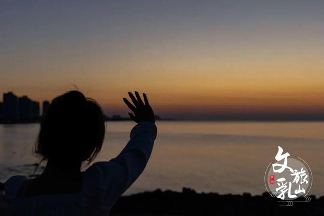 比白天更精彩！乳山银滩的夏夜：海风轻拂，星光如梦