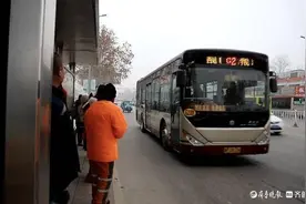 帮办追踪|聊城西站高铁公交站牌信息已更新图片