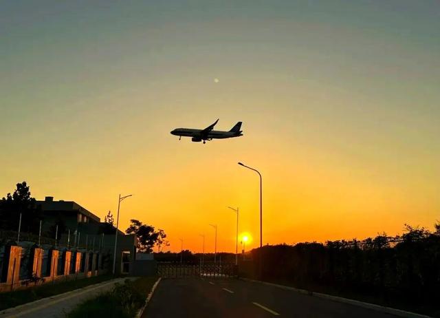 秋意正浓，邂逅浪漫！快来打卡“七站两场”地区的限定秋色