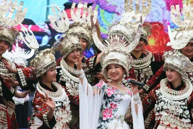 相约南宁！2025南宁森林苗寨印象·千年苗侗狂欢节！10月1日起送票啦！