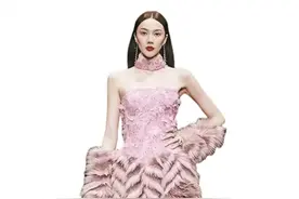 从T台冠军到梦想领航者  名模伍倩的逐光之路图片