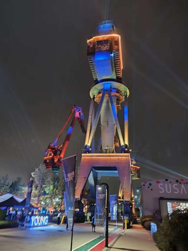 在复兴岛船台PARK开启光影盛宴，第二届上海国际光影节杨浦分会场开幕