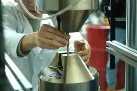 飞机寿命有望大幅延长！科研人员突破金属“不可能三角”图片