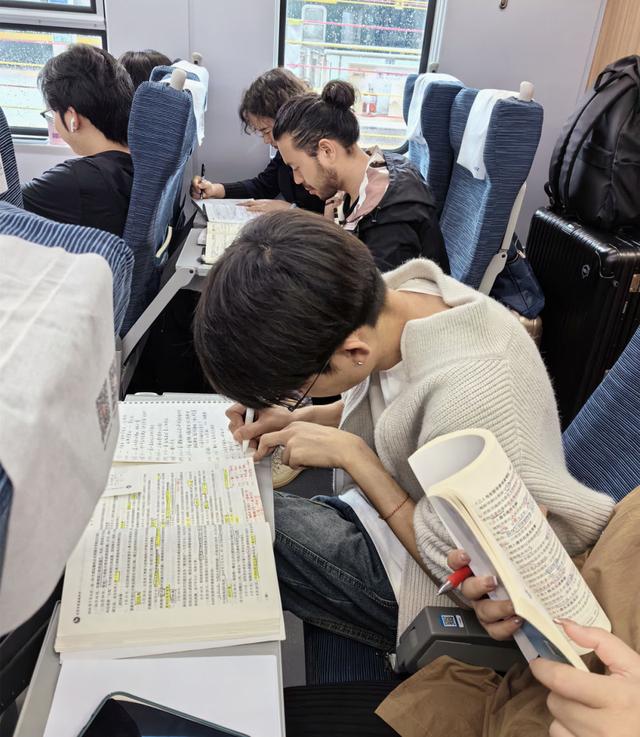 讲好丽江好故事！2025第六届全国导游大赛云南省选拔赛丽江参赛选手脱颖而出
