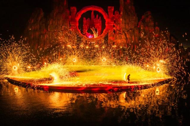 中国马镇营业时间+演出时间全新调整｜这份秋日游玩指南请收好～