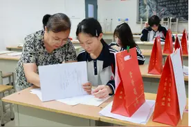 西安旅游职业中等专业学校优秀教师胡文红：坚守教育初心，书写育人情怀图片