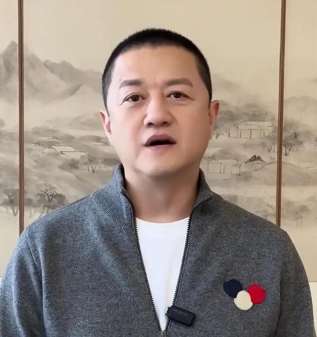 销售远超预期，李亚鹏带货品牌宣布暂停直播；王菲被曝十年间向嫣然医院“匿名捐赠	”3268万元	，陈光标喊话称将全力驰援，嫣然基金最新发声