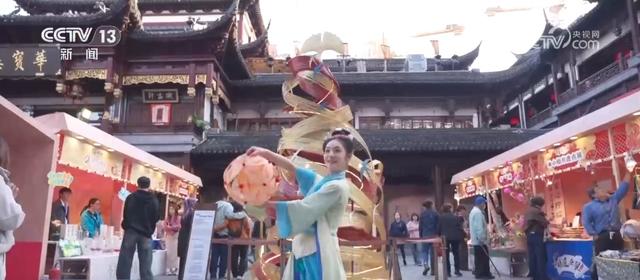 解锁游逛商圈“N”种玩法 多元“冬日限定”活动点燃消费热潮