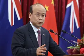 中国大使：澳大利亚不应惊恐图片