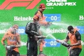 体育丨F1中国大奖赛正赛赛况图片