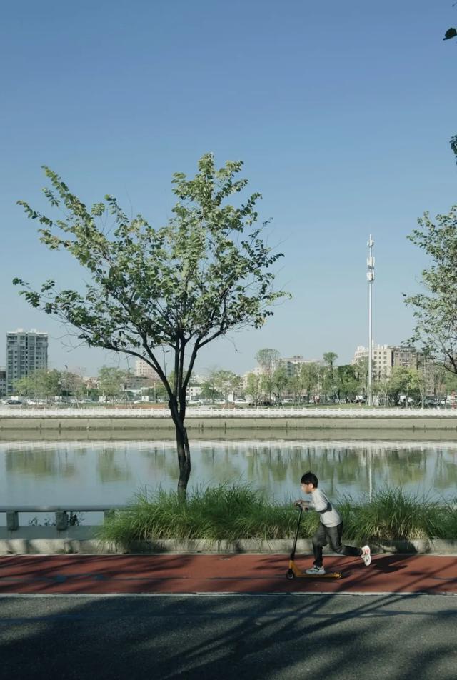 一座低调好玩的城市,花100块就能逛吃一整天!