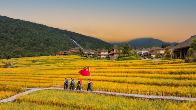 我们红河“好在的很”！来就给你安排旅游搭子