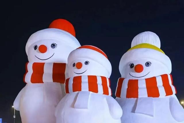 哈尔滨雪人天团营业，把冬天甜成棉花糖