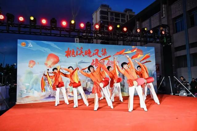 国潮集市金秋喜乐会在家门口举行，更有桃浦镇购车消费补贴推介→