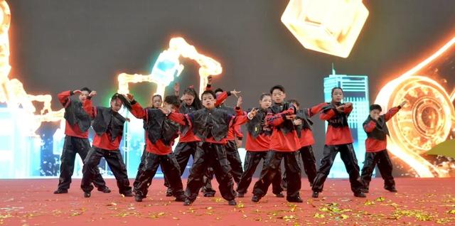 就在合肥新粮仓！精彩展演今天启幕