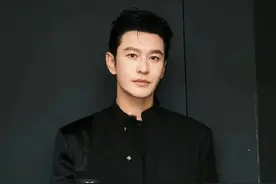 “黄晓明的打字速度”冲上热搜！单指敲键盘，称“比拍戏难”，网友调侃：10年都写不完论文图片