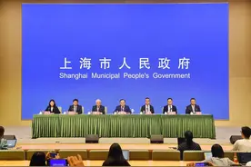首届上海邮轮节启动仪式将在“海上世界沿江平台”举行，届时2025全球邮轮航线将发布图片