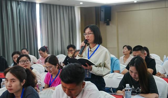 黔西南州2025年旅游景区从业人员业务培训在贞丰举行