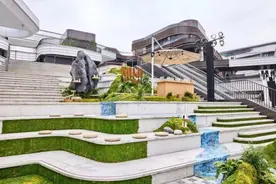 春日里有哪些好去处？打卡F1“第二主场”，偶遇“咖啡师”史努比图片