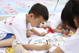 沙坪坝区陈家桥街道百人绘安全新景图片