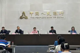 央行：外籍来华人员可用境外手机号注册微信、支付宝 绑定境外银行卡支付图片