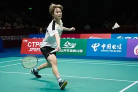 陈雨菲、陈清晨复出参加亚洲混合团体赛图片