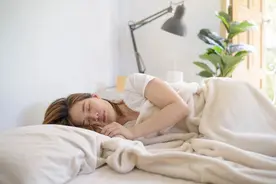 睡觉到底要不要穿袜子？这些好处你可能想不到图片