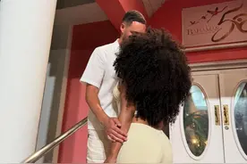 💞官宣！克莱晒亲吻照 证实与马冬梅相恋😚图片
