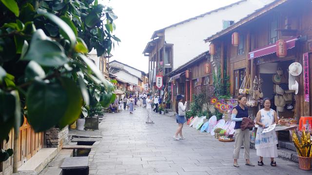 西秀区：夏季旅游持续升温