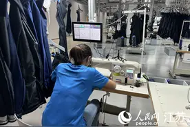 5G＋AI为无锡服装企业安上“最强大脑”图片