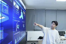 “铁人云”欧阳梓聪：“00后”接班初体验丨2024品质革命·创二代图片