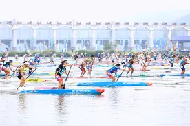 全国顶级桨板超级联赛在湖南邵阳县天子湖闭幕图片