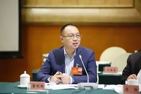 客货车能否都装上紧急自动刹车安全功能？全国人大代表唐利军建议加快推广应用图片