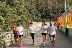 澳门市民强身健体迎新春图片