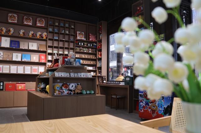 打卡主题邮局丨从五大道、石泉老街到金华校园  全国主题邮局变身“时光驿站”