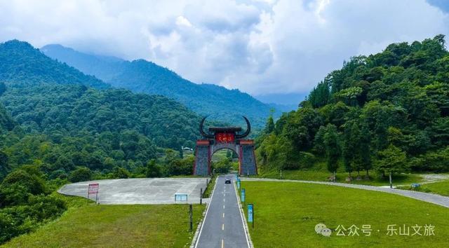 处暑遇“秋老虎”？来乐山踏入26℃的天然空调房！