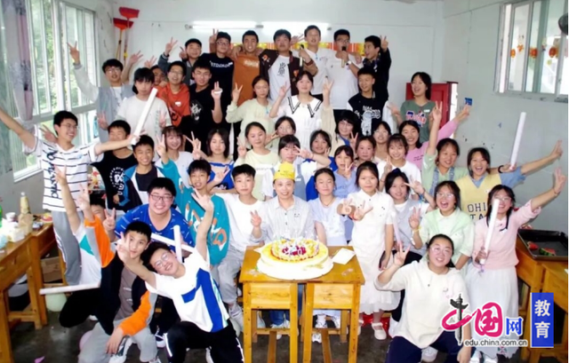 师者如炬，乐教筠州㉒罗远莉：三十载春风化雨，一颗真心润物无声