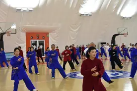 推进八段锦下基层！莱山教体开启为期3周培训！图片