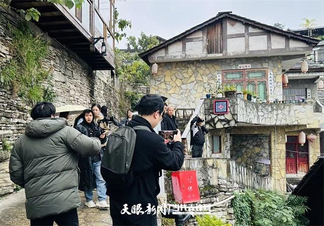 屯堡文化调研采风活动|镇山村:从“军事堡垒”到“艺术聚落”