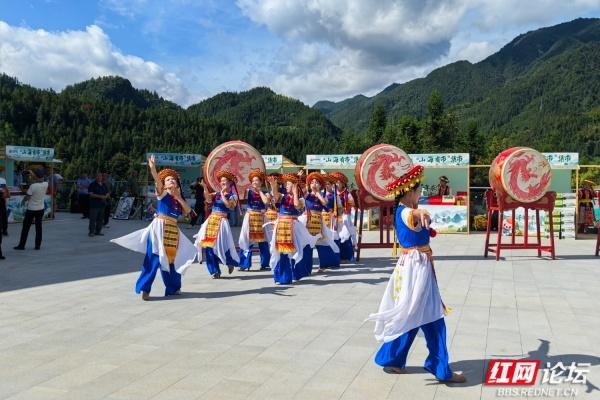 全球最长高山索道开通！解锁“云端赏梯田”新体验，秘境不再难寻