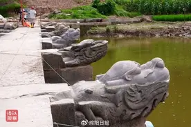 九龙桥：横跨郪江的慢速指针图片