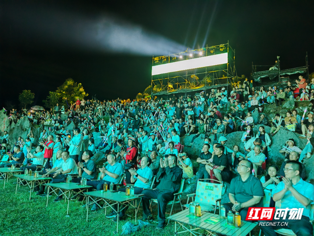 云端律动，山歌嘹亮：2025石门高山草场音乐节点燃1200米夏夜激情