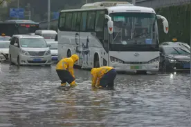 这场雨竟下成了“全国最大”！北京升级暴雨预警，傍晚雨强大图片