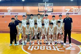 青岛国信海天U19男篮斩获全国亚军，主教练杨庚霖：带着遗憾重新上路图片
