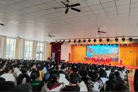 观水中学开展“音乐为梦，乐动青春”校园音乐艺术节图片
