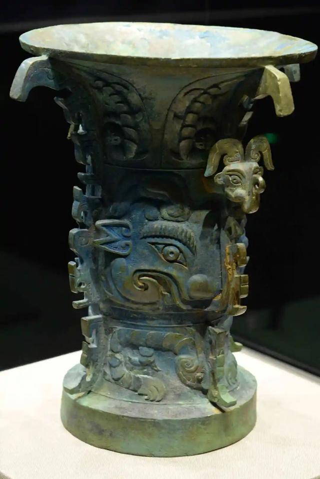 这座焕新开放的国家一级博物馆，青铜器多到叹为观止，能待一整天！